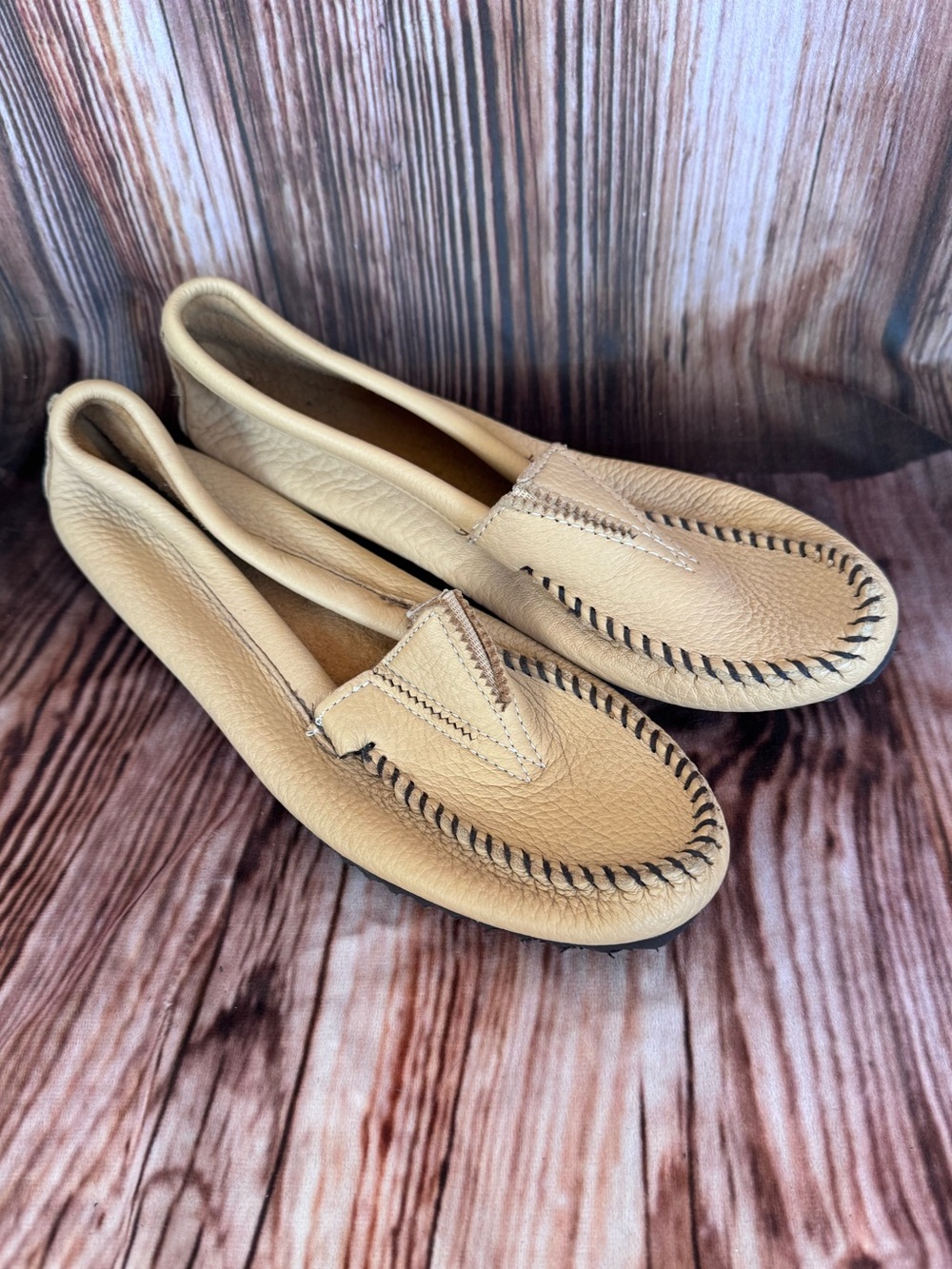 Minnetonka Deerskin Moccasins - Gore Front - Picture 10 of 10